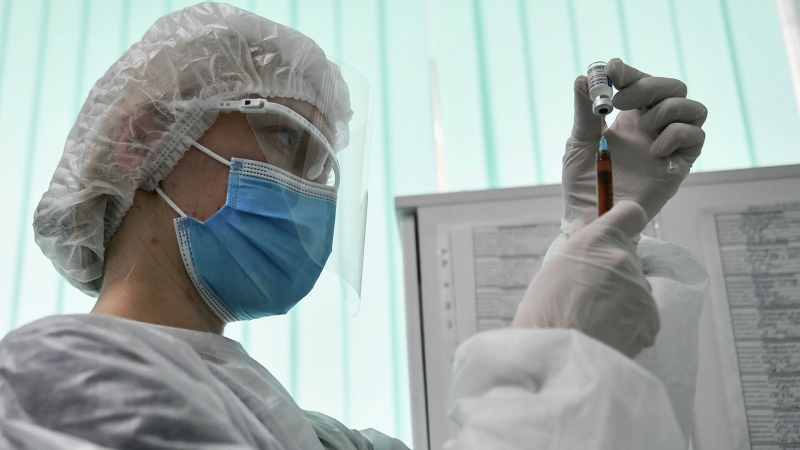 Разработчик "Спутника V" оценил ее влияние на репродуктивную функцию
