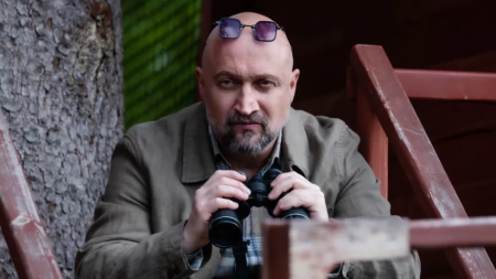 Р“РѕС€Р° РљСѓС†РµРЅРєРѕ РїСЂРѕС‚РёРІ СЃСѓРїРµСЂР·Р»РѕРґРµРµРІ РІ С‚СЂРµР№Р»РµСЂРµ СЃРµСЂРёР°Р»Р° РљСЂР°СЃРЅС‹Р№ 5