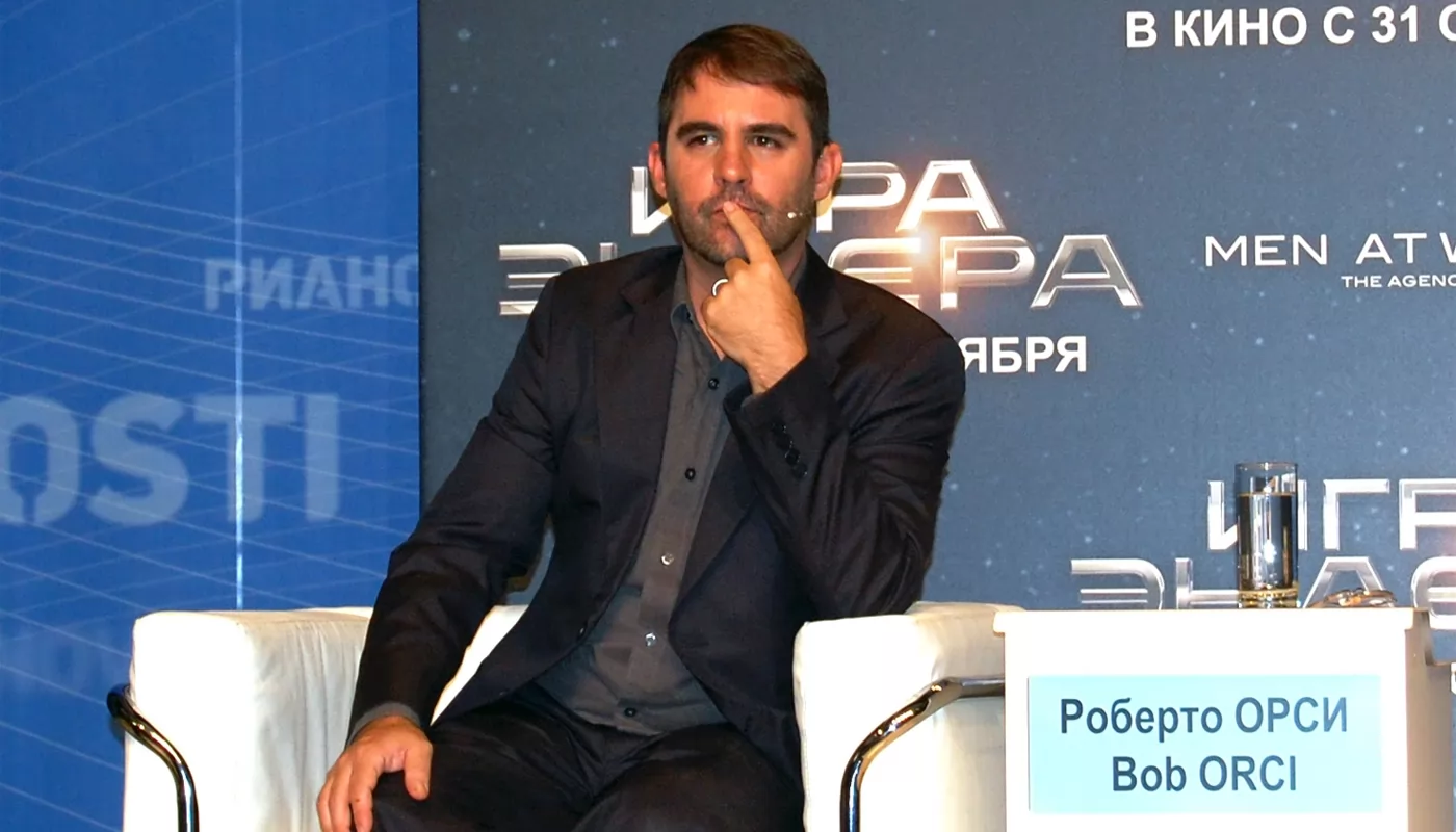 вљЎ Сценариста Трансформеров обвинили РІ насилии над женой (28.08.2024)